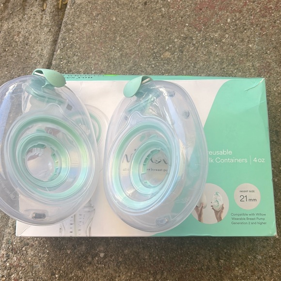 Willow Other - Willow reusable milk containers